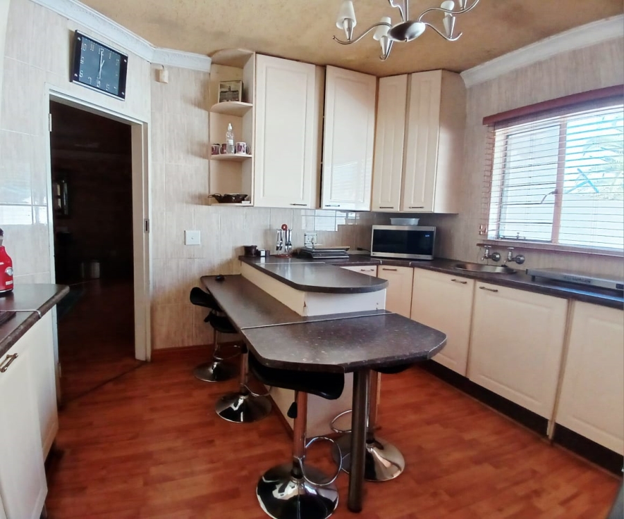 3 Bedroom Property for Sale in Vaalpark Free State
